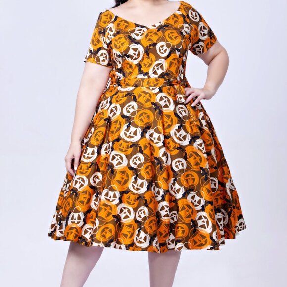 "Bella" Pumpkin & Bats Swing Dress - Size 4 X - Picture 1 of 5